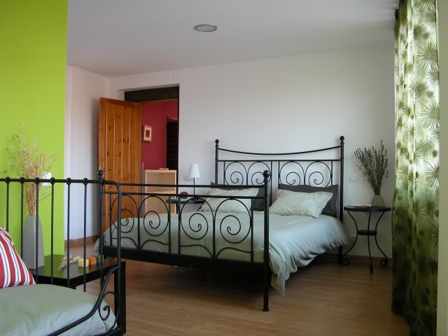 Apartamentos daroca-la casa de sotes